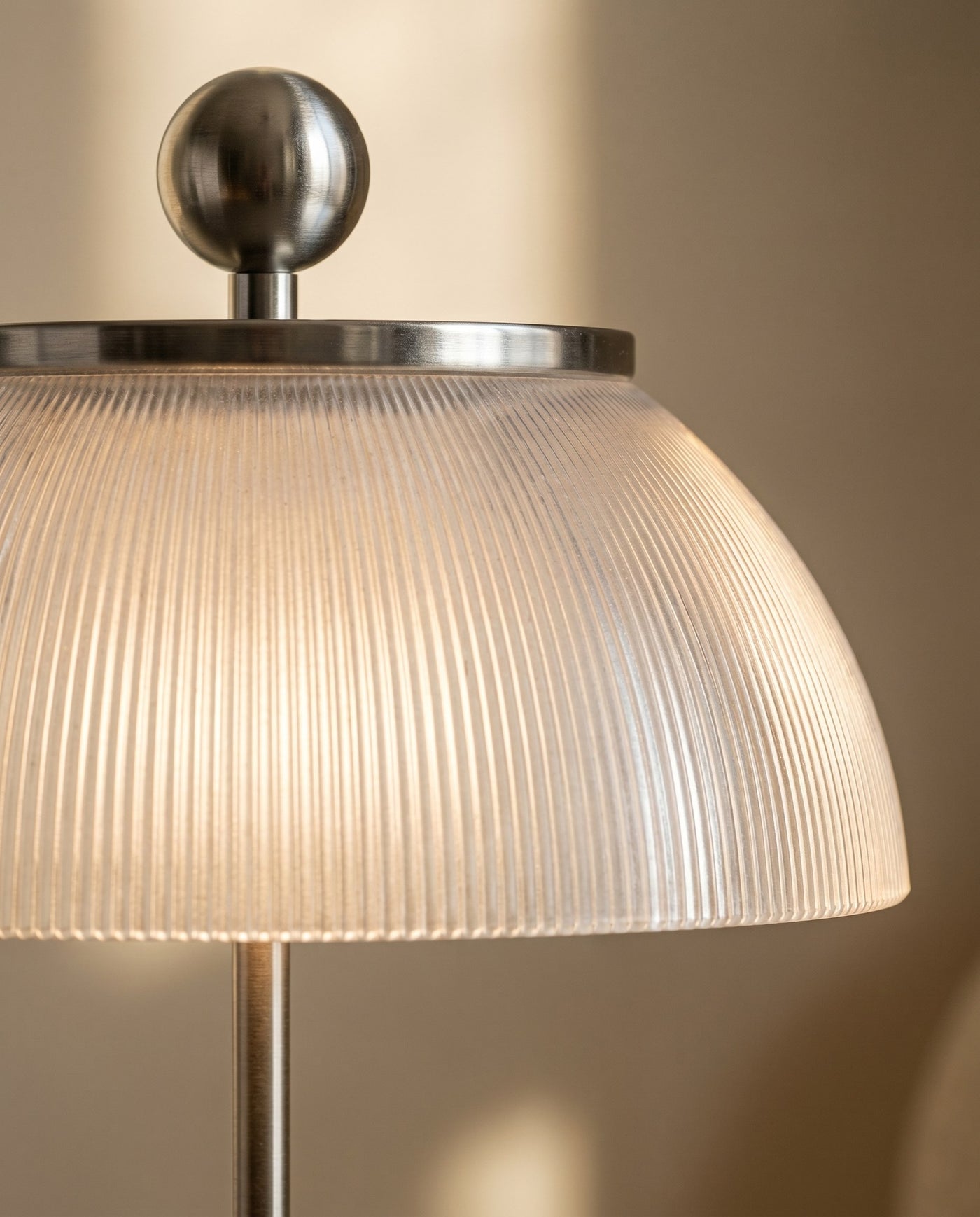 Maison Moya - Atomic Prismatic Glass Table Lamp - 03 closeup-top