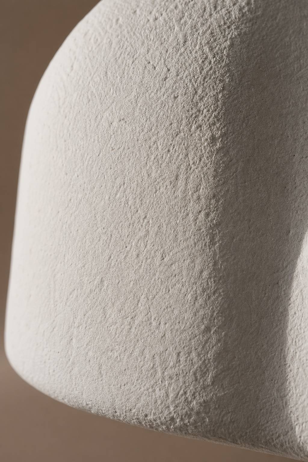 Maison Moya - Selle Saddle distinctive Pendant Lamp - closeup surface