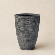 Maison Moya — Strié Textured Cylinder Planter — vue de profil