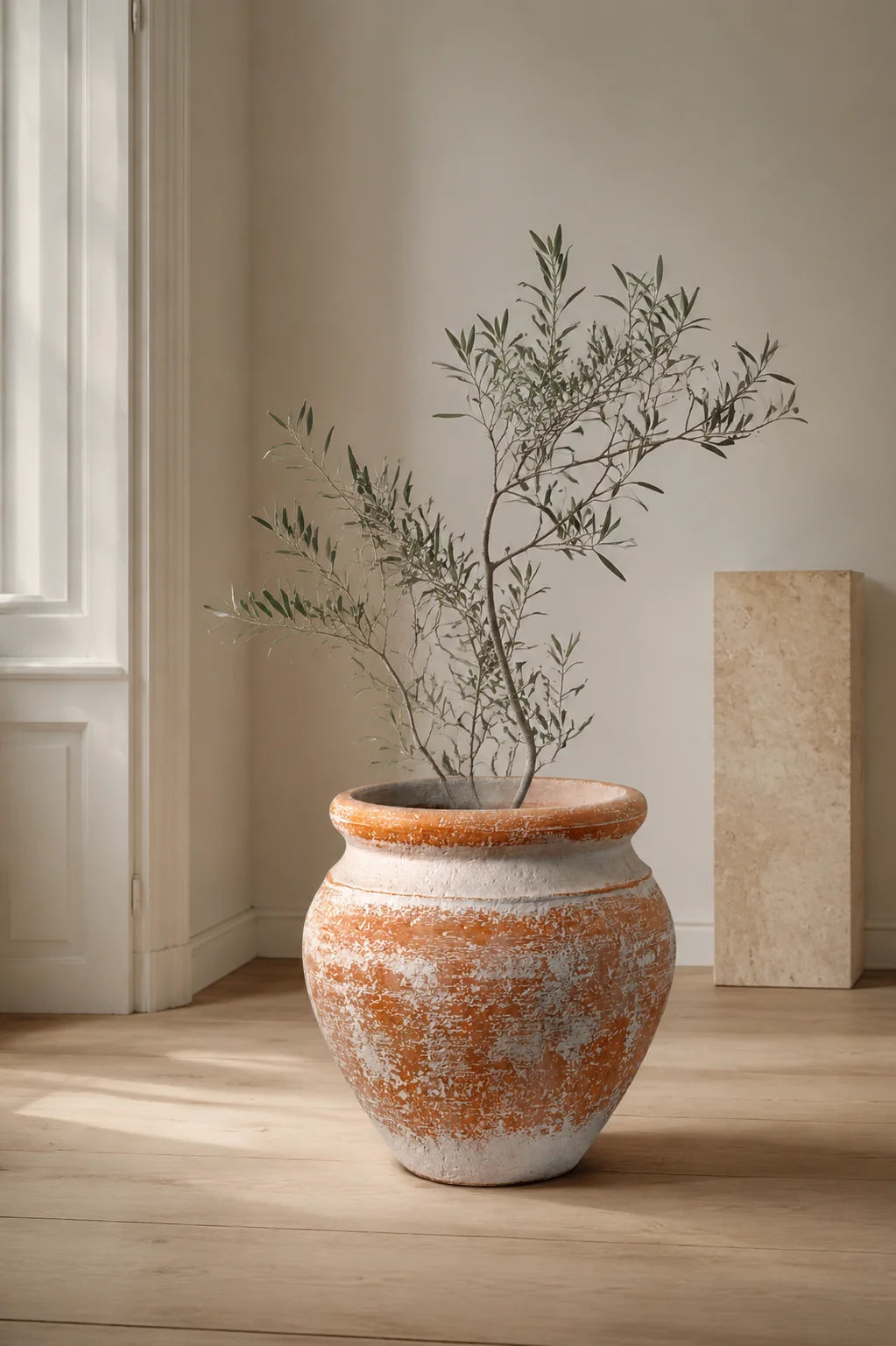 Maison Moya — Toscane Mediterranean Belly Planter — mise en scène Maison Moya