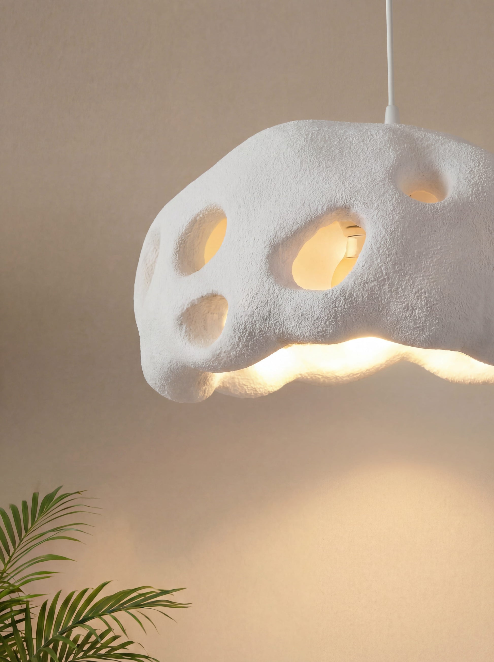 Nid d'Abeille Honeycomb Pendant Lamp detail view - Maison Moya distinctive pendant lamp