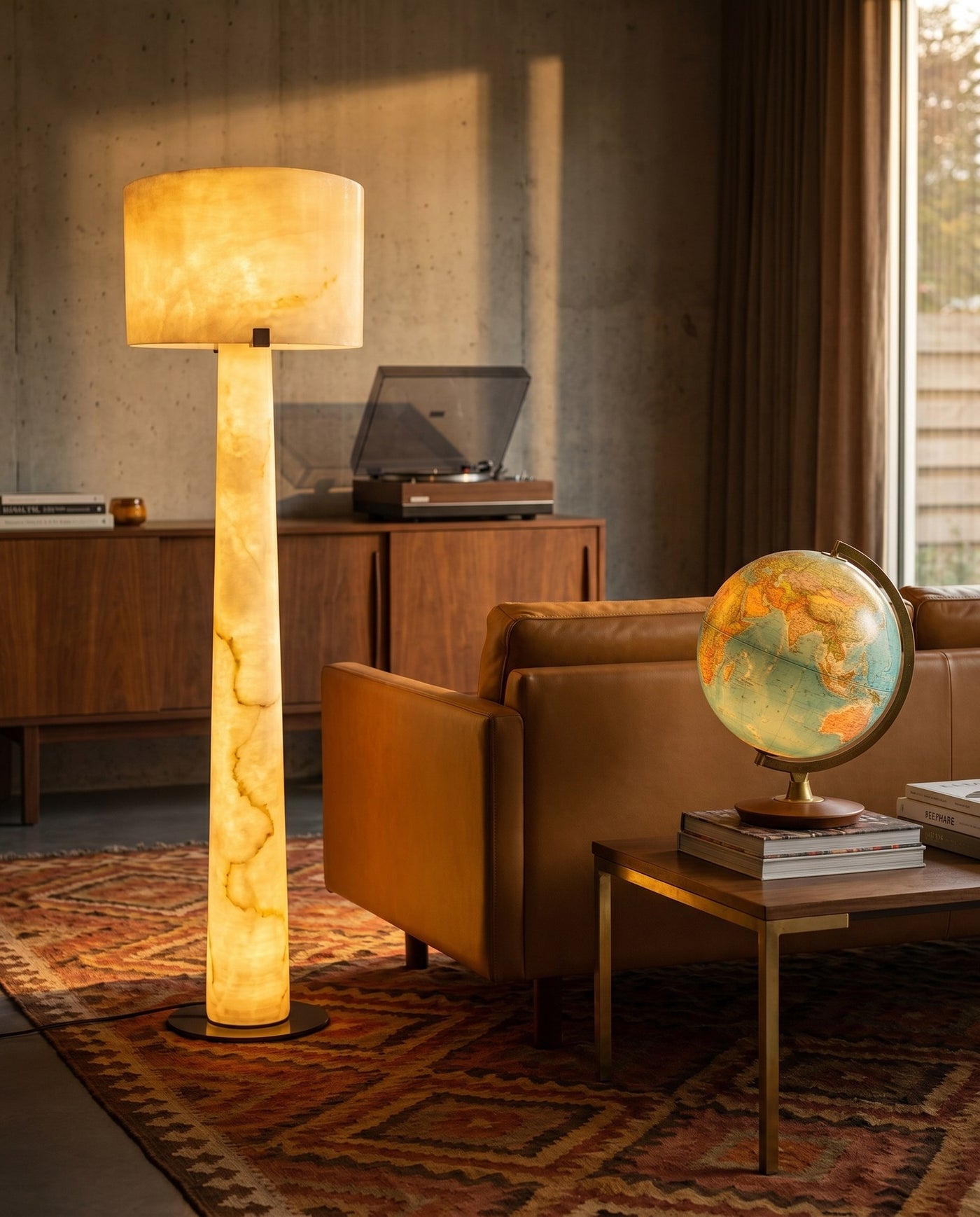 Maison Moya - AlbÃ¢tre Alabaster Column Floor Lamp - 01 lifestyle