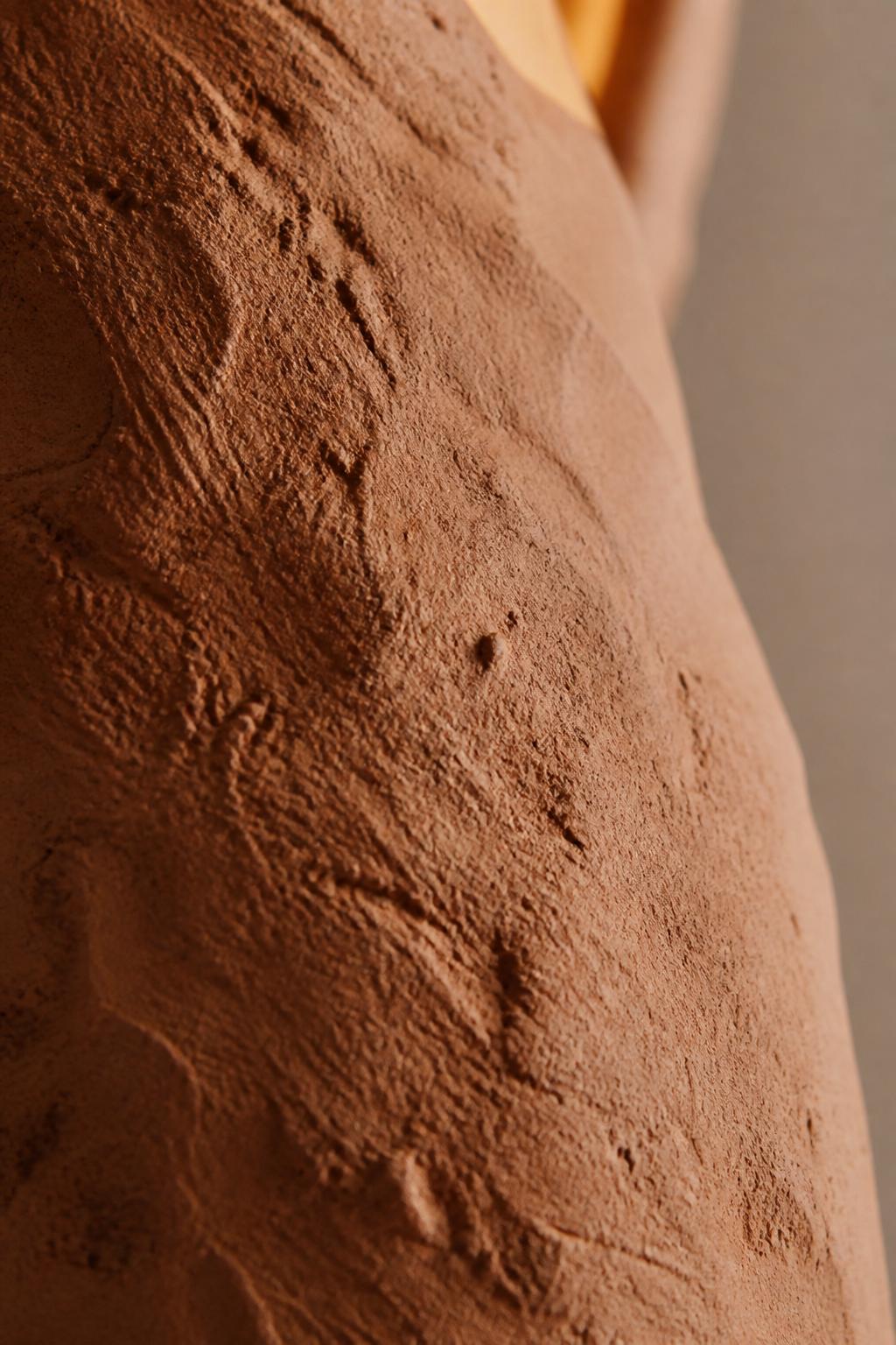 Maison Moya - Foyer Terracotta Sculptural Floor Lamp - closeup surface