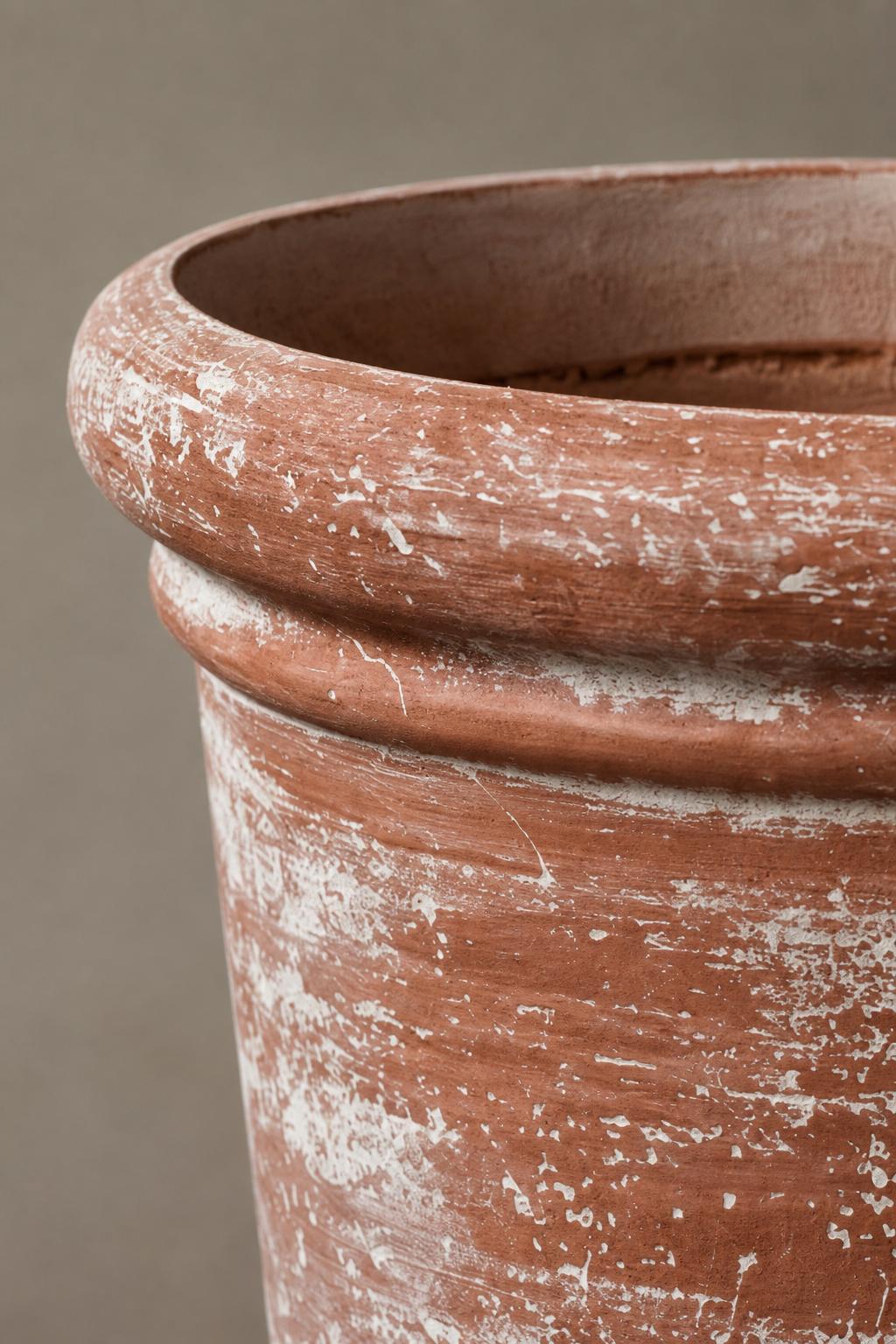 Maison Moya - Tonneau Garden Barrel Planter - closeup detail
